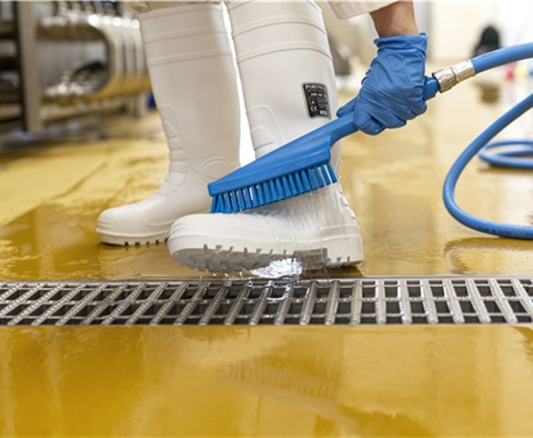 Bàn chải kết hợp vòi phun Vikan 70573 chính hãng